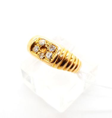 Bague en or jaune 750 °/°° (18k) sertie d'éclats de diamants… - Photo 1