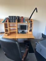 Deux tables noires + deux bureaux droits + six chaises + deu… (photo 4)