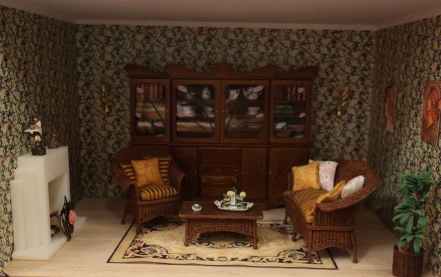 Diorama. Composition miniature, dans une vitrine en bois, vitre e...