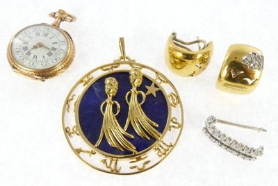 several pieces of jewelry including a watch, broochet, and a broochet