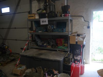 3 batteries de voiture, 2 bidons, 1 meuleuse d’angle BOSCH e…