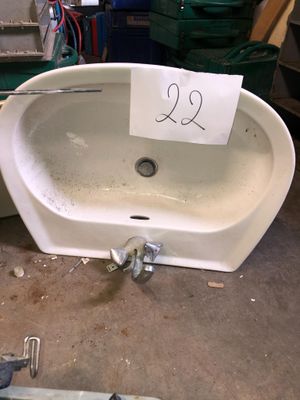 UN Lavabo Blanc
