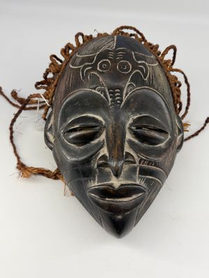 République Démocratique du Congo. Masque Tchokwé en bois scu…