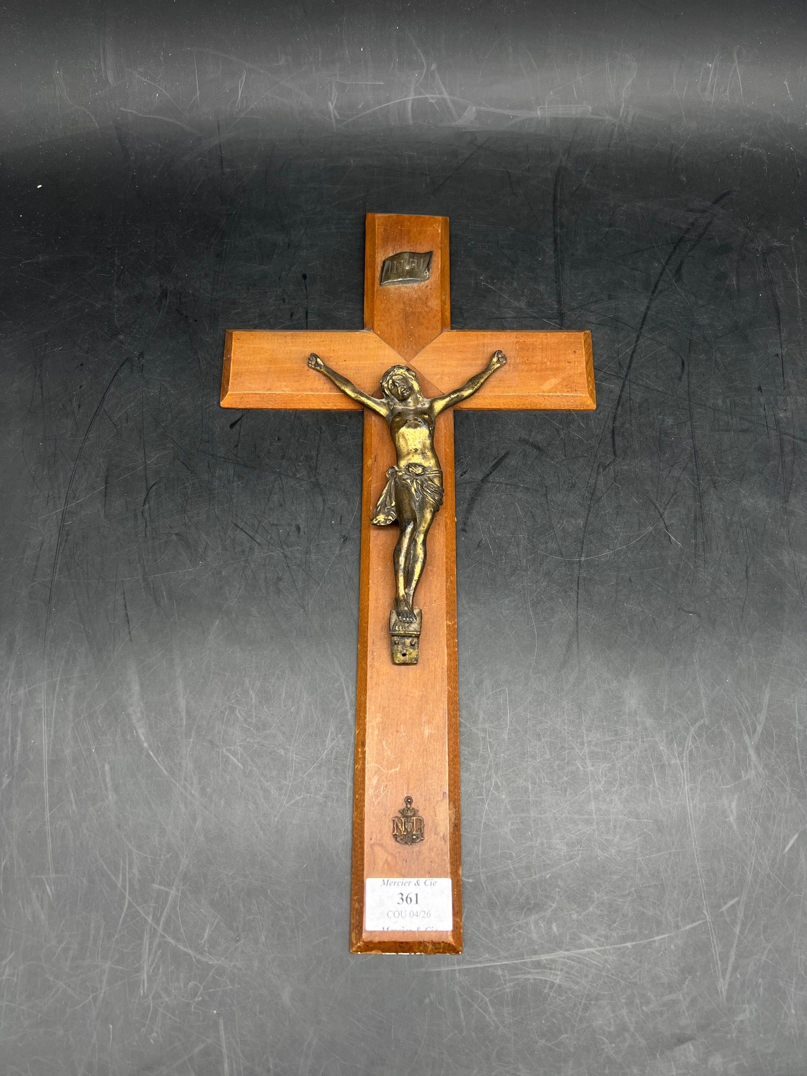 Objets d'art & Curiosités