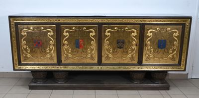 Important et curieux buffet en enfilade à quatre portes en v… - Photo 1