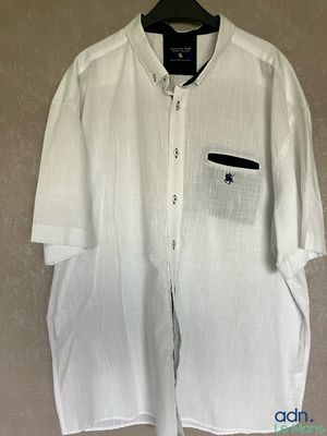 Expédition obligatoire - Chemise blanche et bleu marine de m…