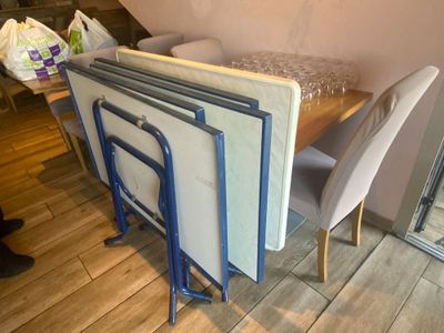 5 tables pliantes Lieu : SUR DESIGNATION MARTIGUES