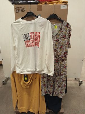 Lot de 180 pièces de textiles pour adultes - différents modè…