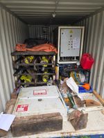 T44: Container maritime avec centrale hydraulique et boîtier… (photo 3)