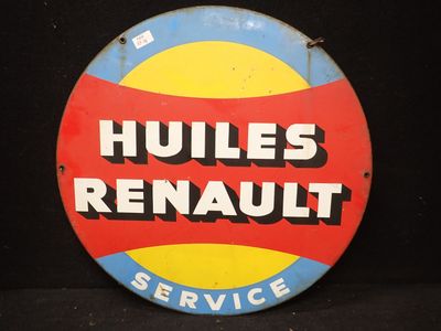 une photo d'un panneau sur lequel on peut lire « Hulls Renault Service »