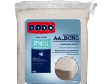 un sac contenant des protège-matelas absorbants sur fond blanc