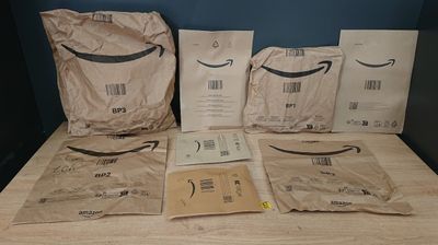 Lot de 8 colis Mystere (Retour Amazon,NPAI, Adresse incomple…