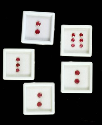 RUBIS. Lot de 15 rubis en taille ronde totalisant 3.45 carat…