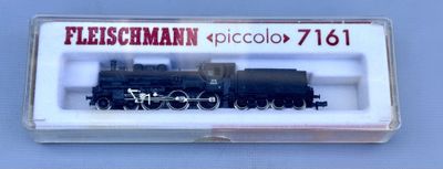a picture of a model train set in a plastic box