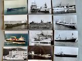 plusieurs photographies en noir et blanc représentant des navires et des bateaux sur l'eau