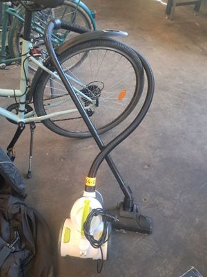 Aspirateur traineau sans marque Mise à prix : 10€ Suite LJ E…