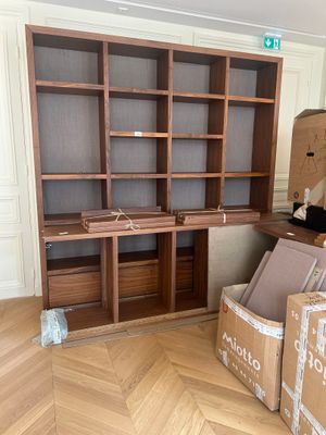 a room that has a lot of boxes and boxes on the floor