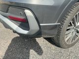 un gros plan sur l'arrière d'une voiture