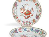 une paire d'assiettes chinoises de la « famille »
