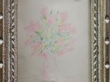 une photo d'une photo d'un vase contenant des fleurs