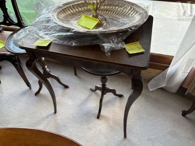 Table rustique de style Louis XV