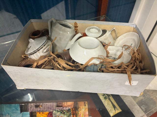 Objet en porcelaine dînette