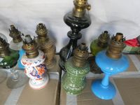 Important ensemble de lampes à pétrole et réservoirs : verre… (photo 6)