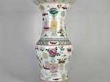 Vase chinois de la « famille » orné de fleurs et d'oiseaux
