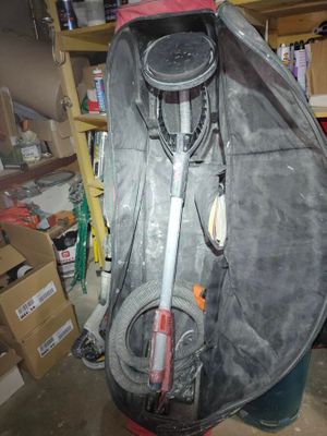 an image of a vacuum cleaner in a garage
