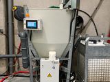 une image d'une machine située dans un bâtiment