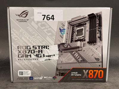 le boîtier de la carte mère Asus Strix X570A Gaming