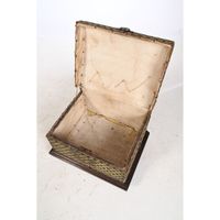 PETIT COFFRE LOUIS XIV en bois couvert de tissu à grosses fl… (photo 3)