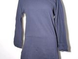 une image d'une robe bleue sur un mannequin