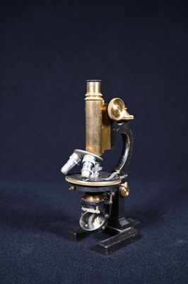 Microscope NEVEU Paris à révolver inclinant à 3 objectifs (p…