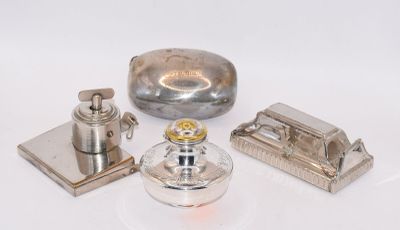 PETIT BRÛLEUR en métal argenté gravé. Signée. H… - Photo 1