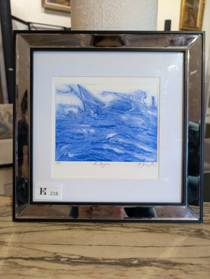 une photo d'une photo représentant une vague bleue dans l'océan
