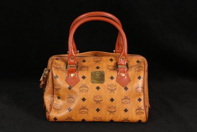 mcm medium dome satchel in visetoe leather