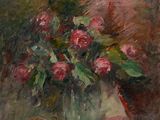 un tableau représentant un vase de fleurs et des cartes posés sur une table