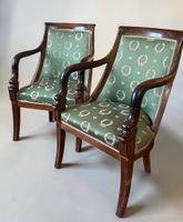 Paire de fauteuils en acajou et placage d'acajou, les suppor… (photo 3)