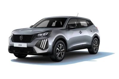 un SUV argenté garé devant un fond blanc