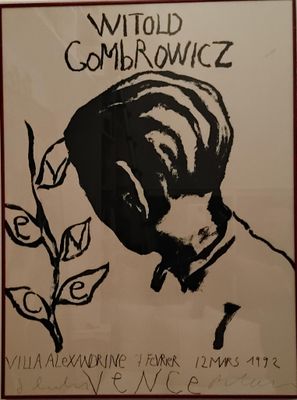 la photo d'une photo représentant un homme tenant une fleur à la main