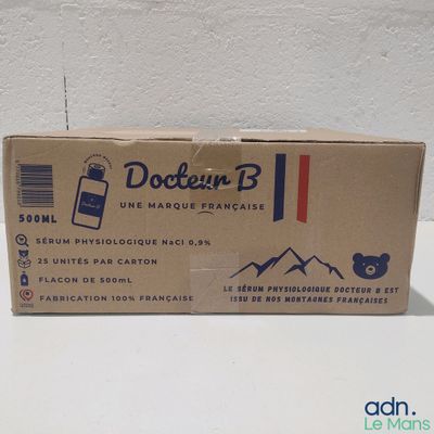 un tube de dentifrice posé sur une table