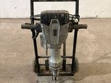a picture of a machine that is sitting on the ground