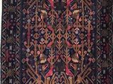 une photo d'un tapis orné d'un motif représentant des animaux