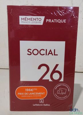 une boîte de 26 préservatifs « Social » posée sur une table