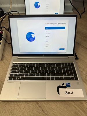 Ordinateur portable HP ProBook 450 G9 (avec chargeur) - Photo 1