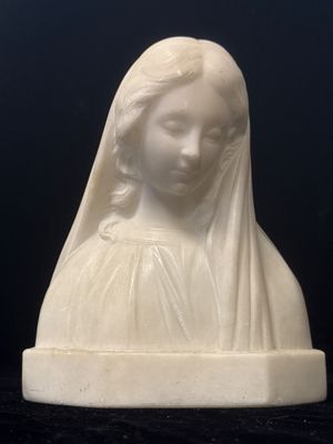 Buste de la Vierge, sculpture par Pugi