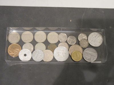 Lot DE Monnaies Vrac Monde 20 - 30 Euro