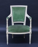 Fauteuil à dossier cabriolet en bois laqué blanc, consoles d… (photo 2)