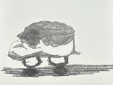 dessin au crayon représentant une personne assise sur un banc avec un chien